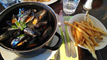 92 Quai Sainte Catherine Brasserie food