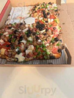 Jet's Pizza food