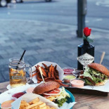 M.c. Müller Burger Und Cibo