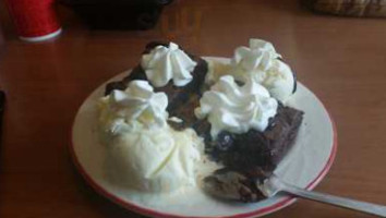 Friendly's food