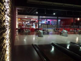 Bowling Caldas food