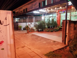 ร้านสเต็กบ้านๆ outside