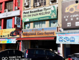 Nasi Lemak Cinta Sayang outside