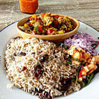 Monty's Caribbean Kitchen food