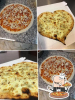 Pizzeria Cleopatra Di Shehab food