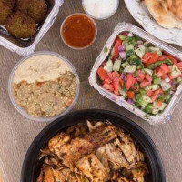 Oba Mediterranean Gyro Grill food