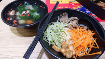 Greendot Lǜ Yī Diǎn Northpoint food