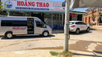 Hải Sản Hoàng Thao outside