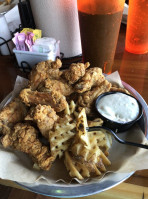 Hooters food