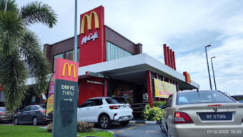 Mcdonald's Kangar Dt outside