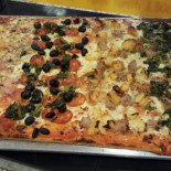Tony's Pizza food
