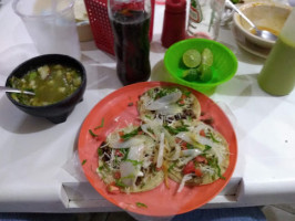 Cenaduria Y Tacos Tony food