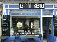 le p tit resto inside