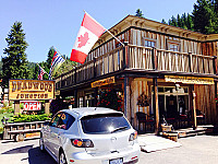 Deadwood Junction outside