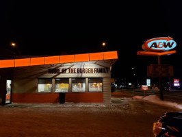 A&W outside