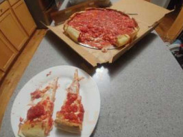 Chicago Street Pizza food