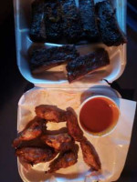 Tay's Bbq food