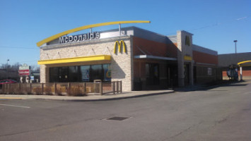 Mcdonald's outside