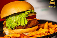 Vacamoo Gourmet Burgers food