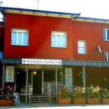 Pizzeria La Chicca outside
