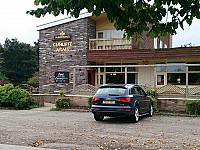 Cunliffe Arms outside