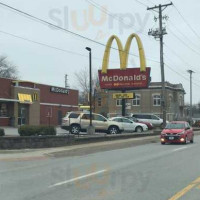 Mcdonald's outside