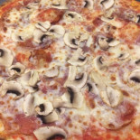 Pizzeria Break Point food