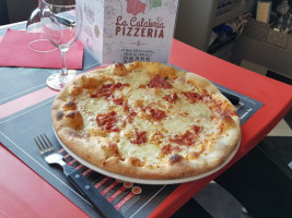 Calabria Pizzeria food