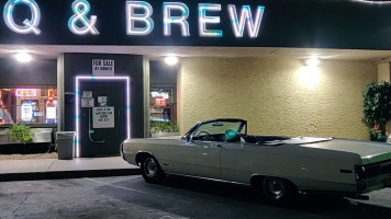 Q Brew outside