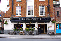 The Barley Mow outside