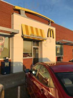 Mcdonald's outside