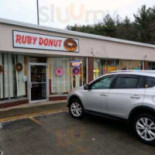 Ruby Donut Shop Esterno