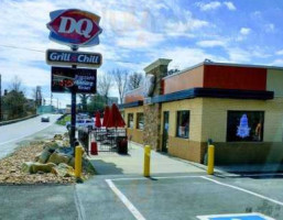 Dairy Queen Grill Chill outside