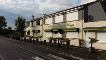 Auberge Du Pont De Sorges inside