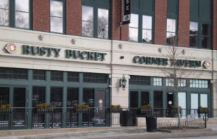 Rusty Bucket And Tavern outside