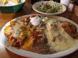 El Mejor Mexican Grill food