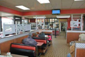 Hardee's inside