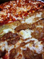 Mr Crispy's Brick Oven Pizza food