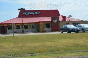 Pizza Hut outside