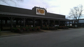 Cracker Barrel Old Country Store outside