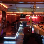 Dandy's Dentro