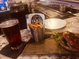 Tap 22 Grill food