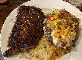 Longhorn Steakhouse food