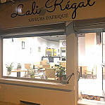 Lali Regal inside