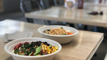 Freshii food