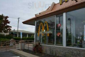 Mcdonald's outside