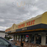 Crow's Nest Drive-in outside