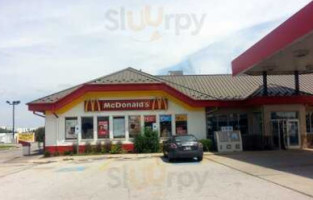 Mcdonald's outside