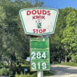 Douds Kwik Stop Esterno