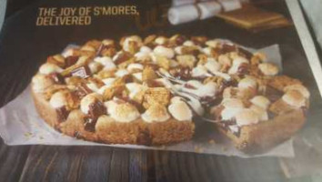 Pizza Hut food